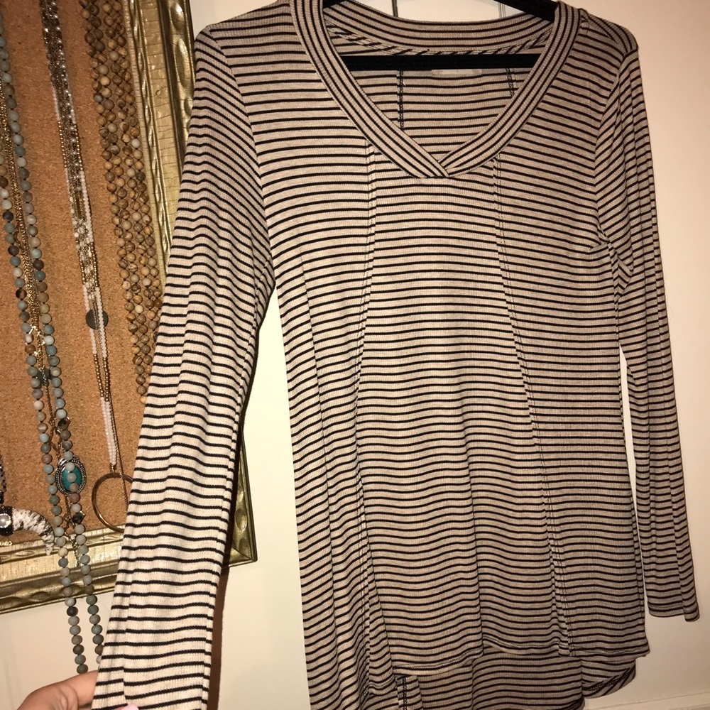 Stripped long sleeve shirt